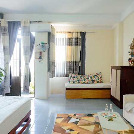 Bui Hostel - Ben Tau Ратьзя Экстерьер фото