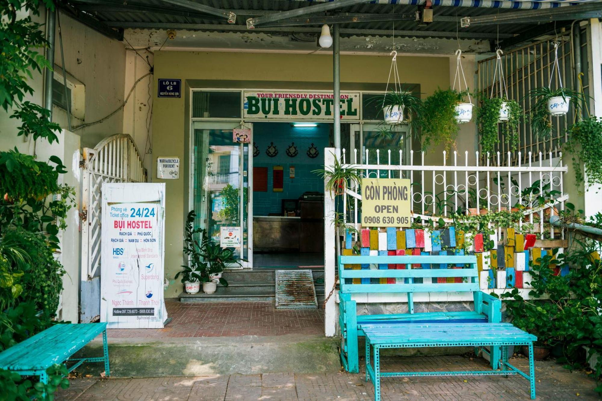 Bui Hostel - Ben Tau Ратьзя Экстерьер фото