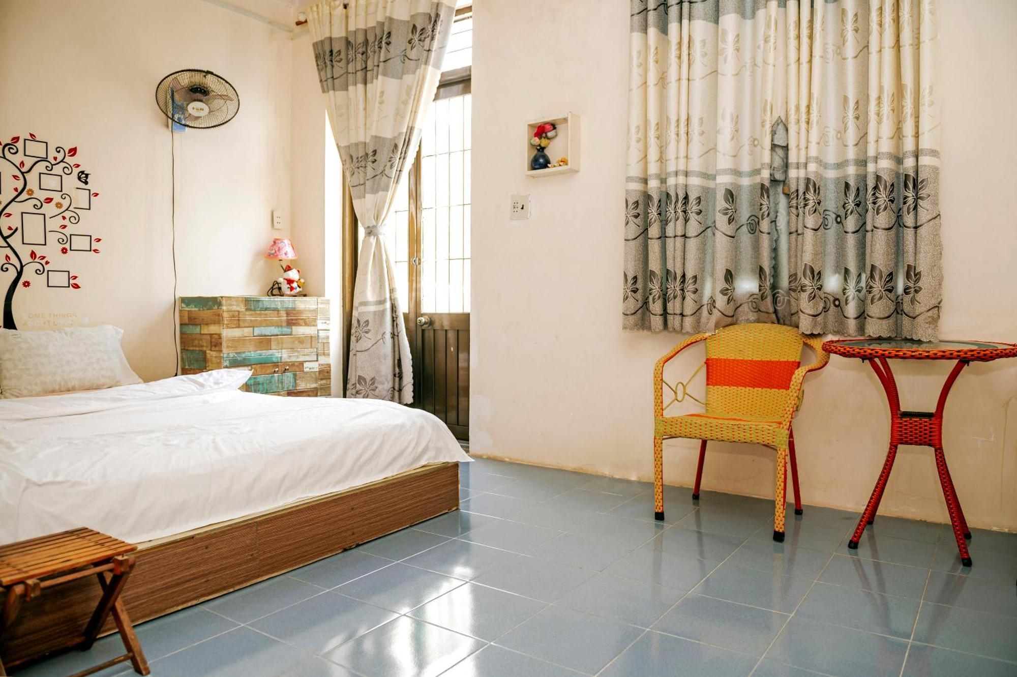 Bui Hostel - Ben Tau Ратьзя Экстерьер фото