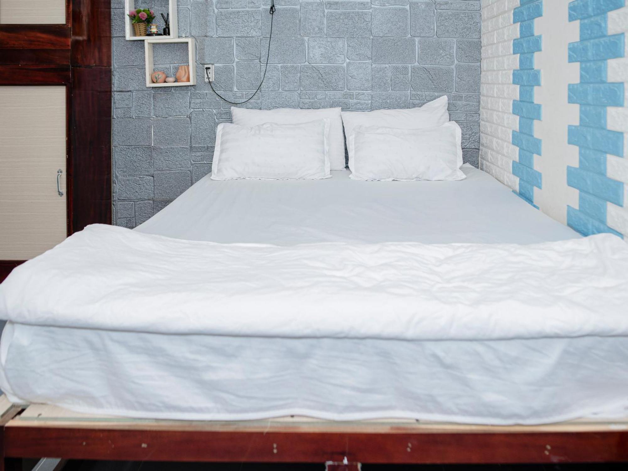 Bui Hostel - Ben Tau Ратьзя Экстерьер фото